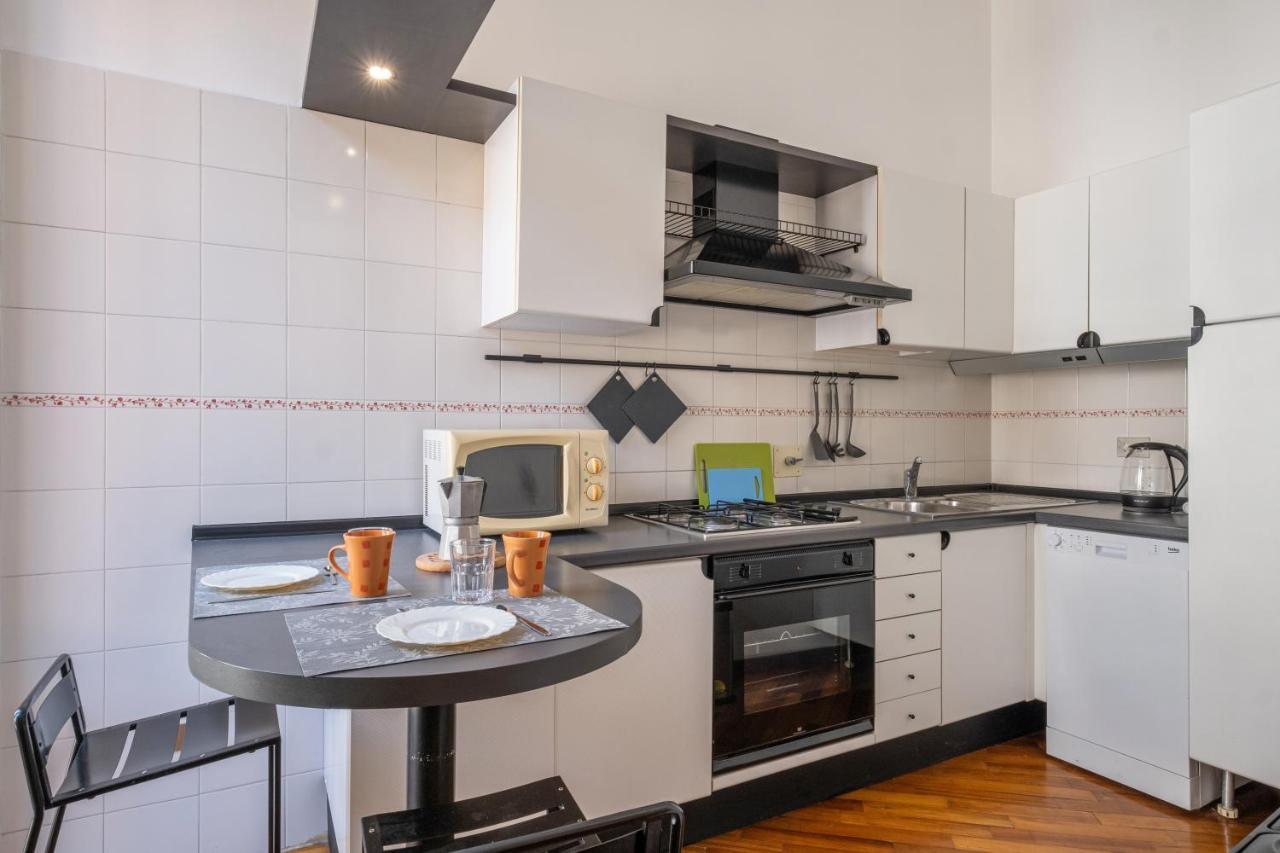 A Due Passi Dalla Pinacoteca Apartment Болонья Экстерьер фото